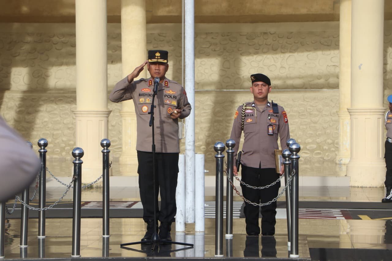 Kapolda Bengkulu Pimpin Apel Pagi, Tekankan Profesionalisme dan Pelayanan Humanis kepada Masyarakat