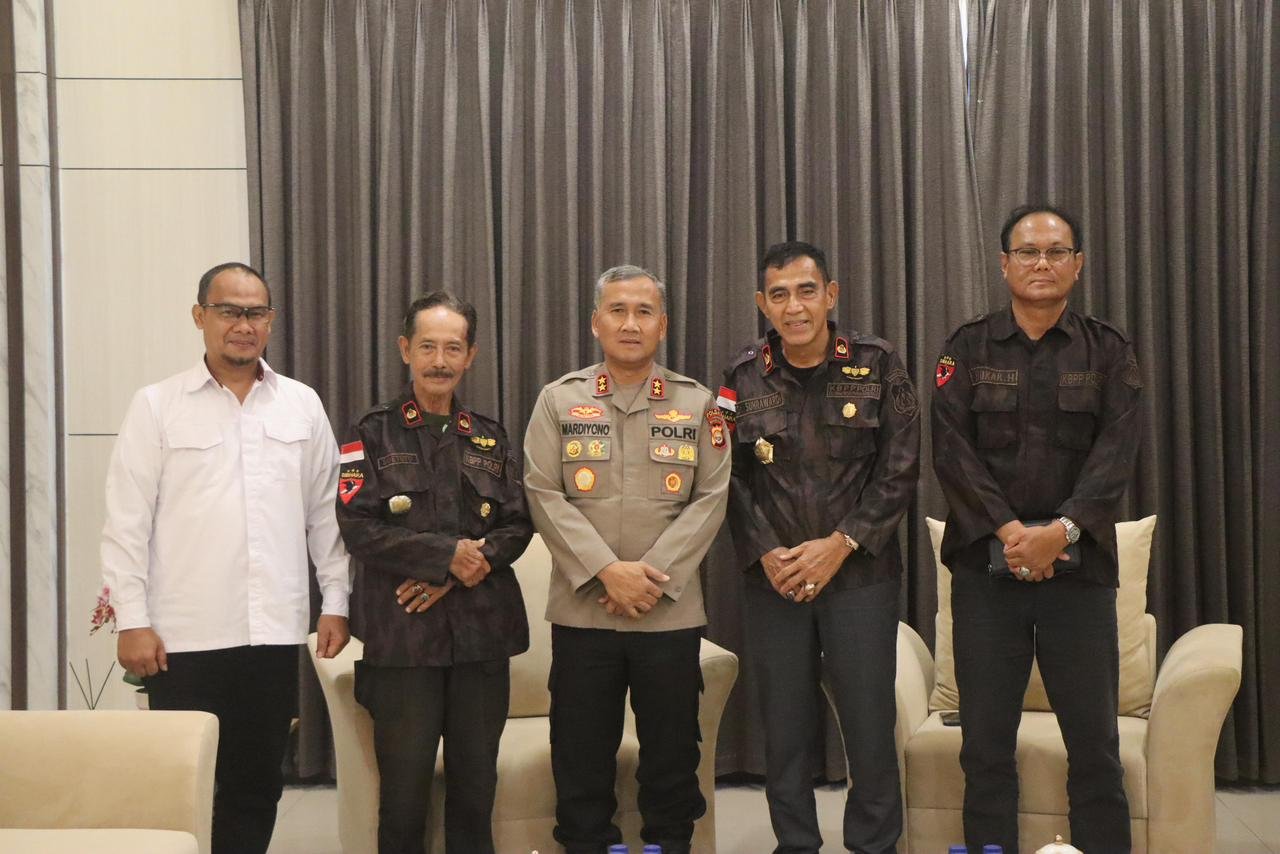Kapolda Bengkulu Terima Silaturahmi KBPP Polri Provinsi Bengkulu, Perkuat Sinergitas Kebersamaan